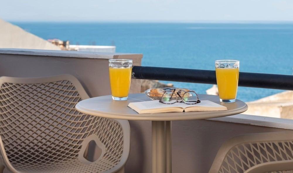 Mirma Luxury Apartment Chania  ภายนอก รูปภาพ