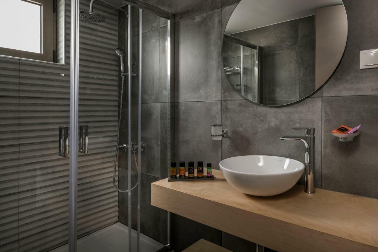 Mirma Luxury Apartment Chania  ภายนอก รูปภาพ